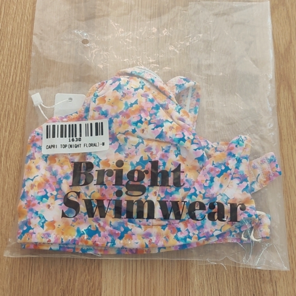 Bright Swimwear Capri top 'Night Floral', size M